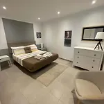 1Br W Private Patio In The Nook Your Quiet Refuge