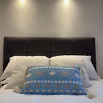 Cosy Studio In City Centre With Pool