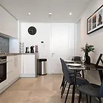 18Th Floor Luxury Studio