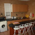 Governor\'S Inn Apartments