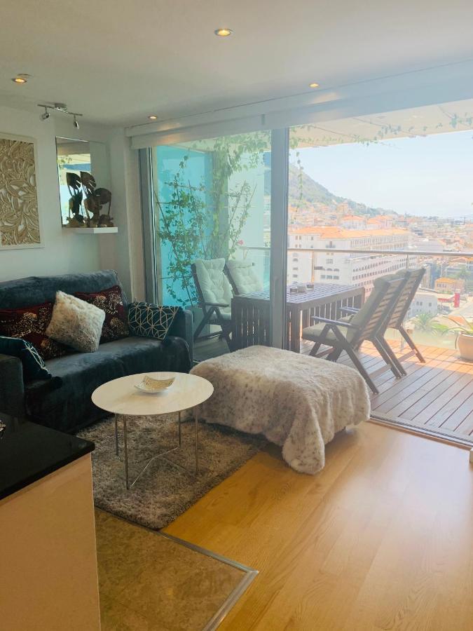 Luxe Studio Seconds From The Marina And City Centre Gibraltar