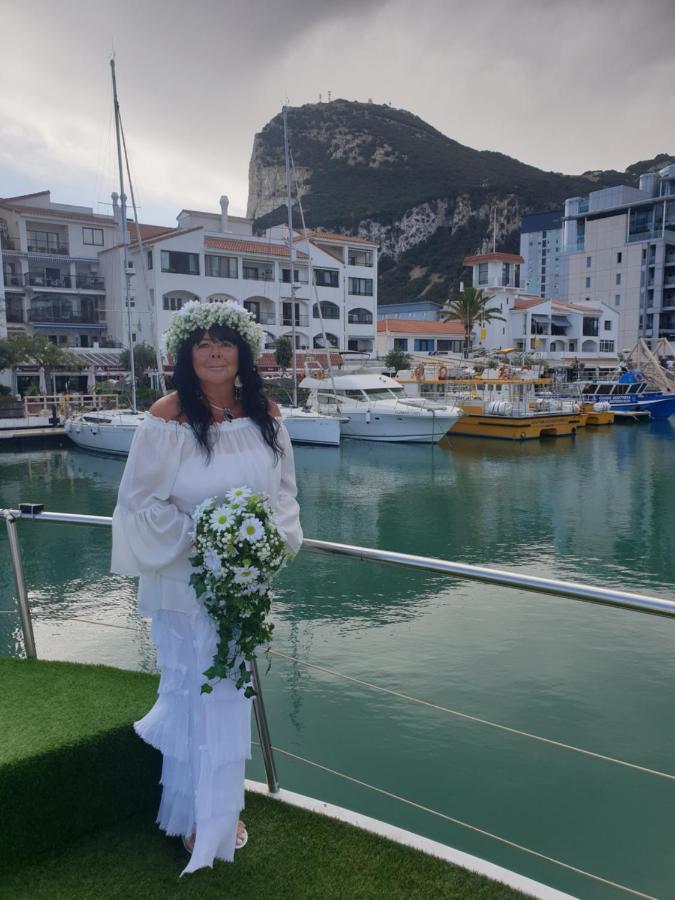 Botel Jasmine Coral Jay Boutique Boatel Ocean Village *