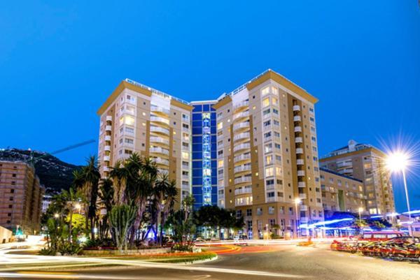 Apartamento Central One Bed Apartment, Sleeps 4 With Roof Top Pool. Gibraltar