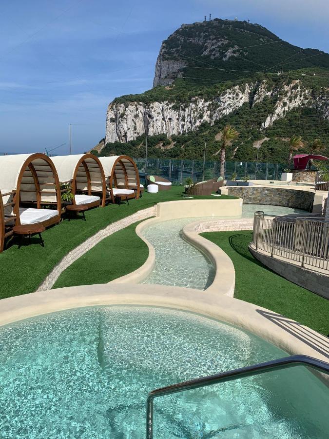 Căn hộ Luxury Ocean Plaza Private Large 1 Bed Gibraltar
