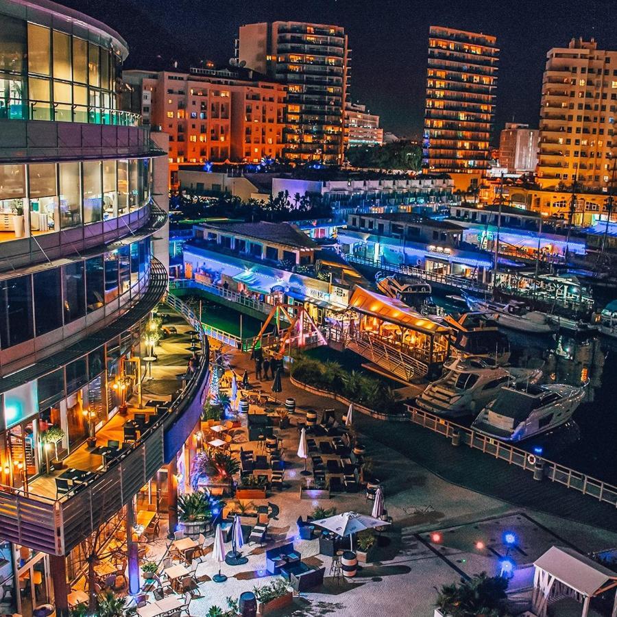 Luxury Ocean Plaza Private Large 1 Bed Căn hộ