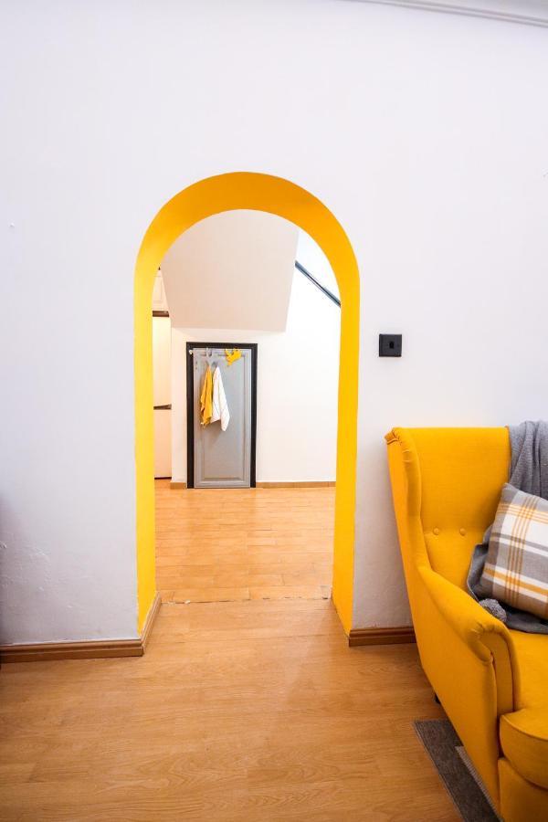 Bright, Chic, 3 Bedroom House In The Heart Of Town Holiday home Gibraltar