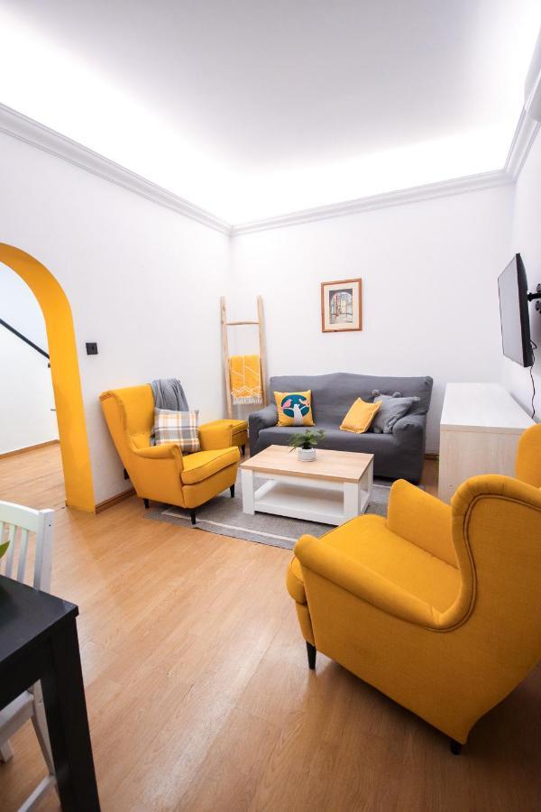 Holiday home Bright, Chic, 3 Bedroom House In The Heart Of Town *