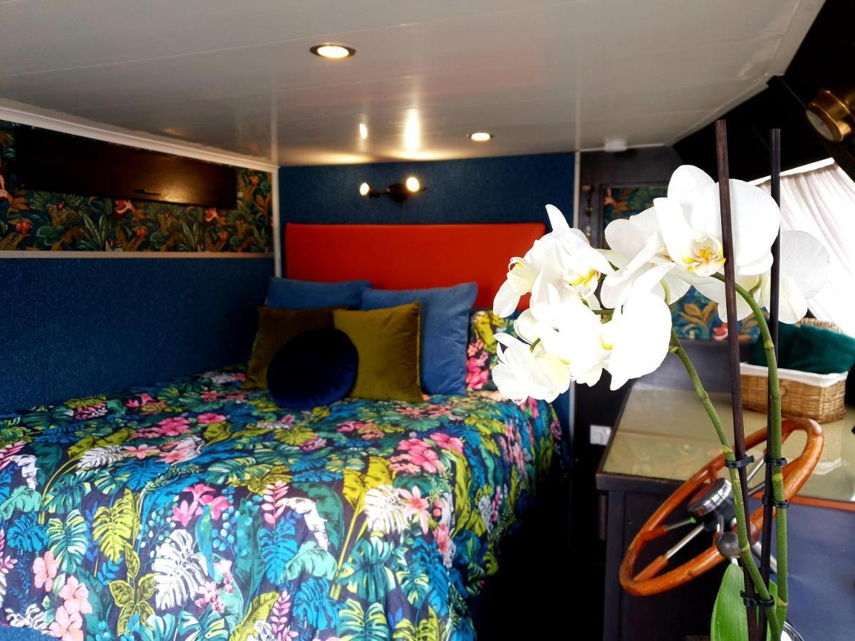Botel Jasmine Coral Jay Boutique Boatel Ocean Village *