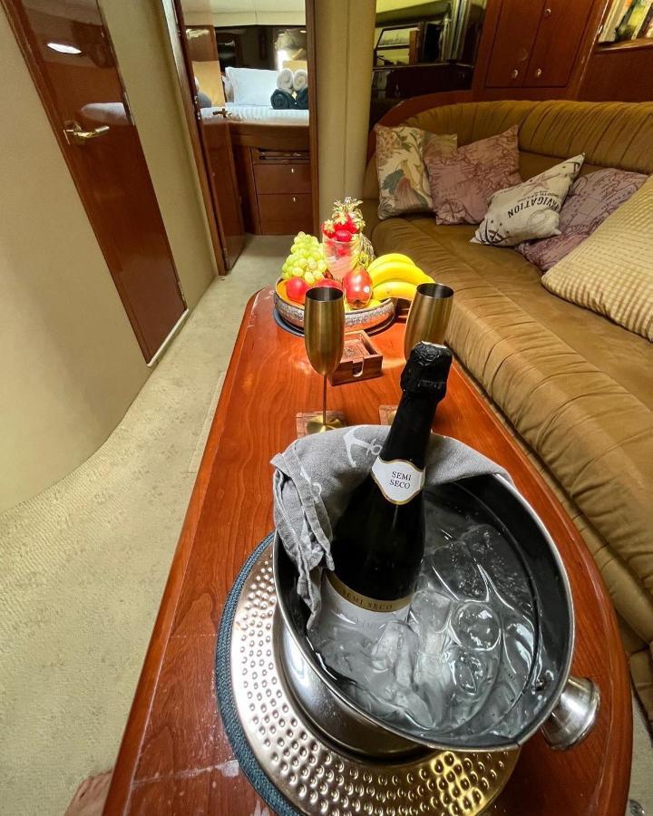 Luxury Yacht *