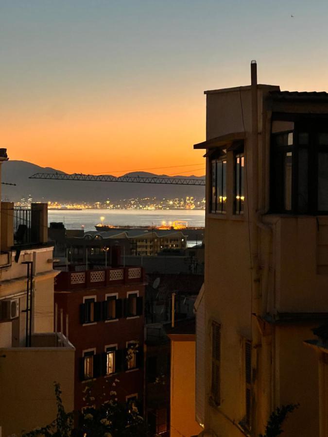 Apartment Sylvian Suites, Stylish And Comfortable, Sleeps 4 Gibraltar