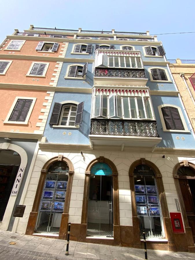 Stunning Centre Penthouse With Private Balcony - Grand House Apartment Gibraltar