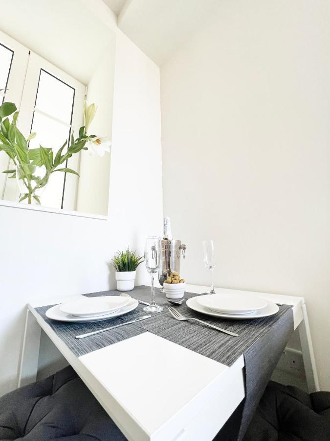 Sylvian Suites, Stylish And Comfortable, Sleeps 4