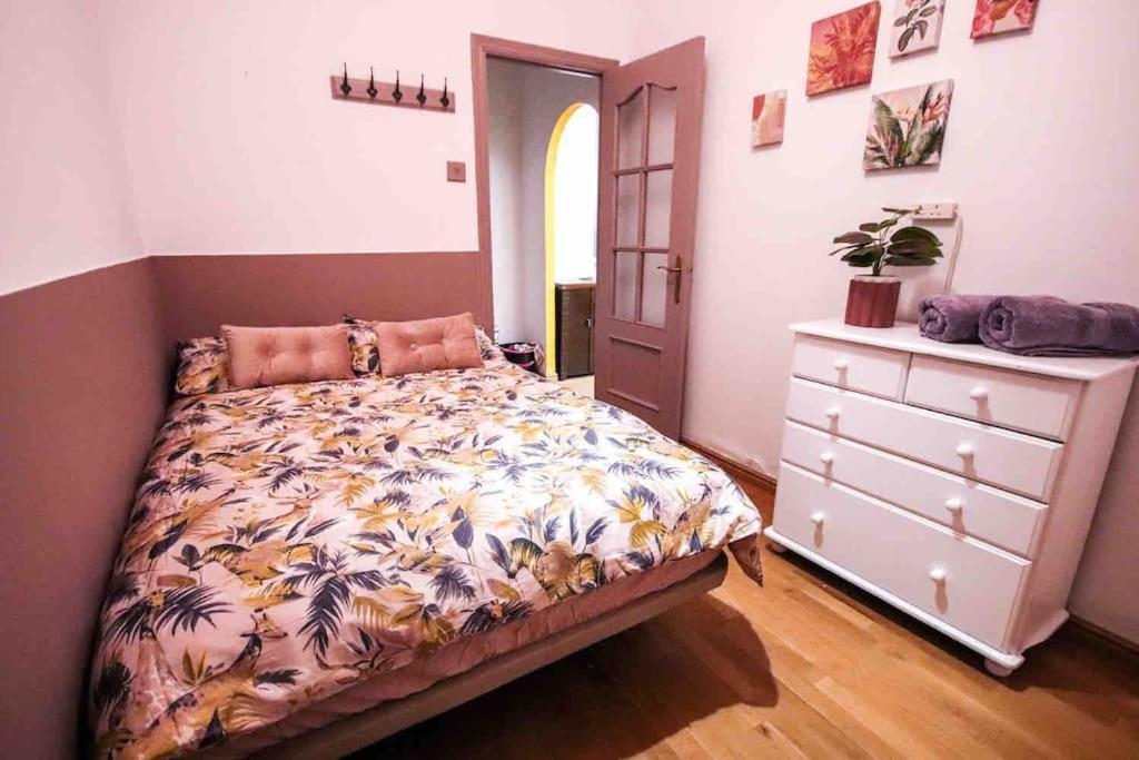 Holiday home Chic 3 Bedroom House In The Heart Of
