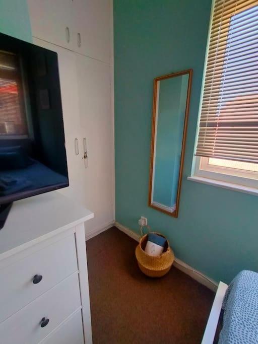 Apartamento Location 2 Bed2 Bath W/lift In Town! *
