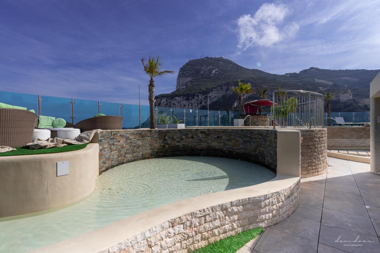 Luxury 1 Bedroom Studio Ocean Plaza *