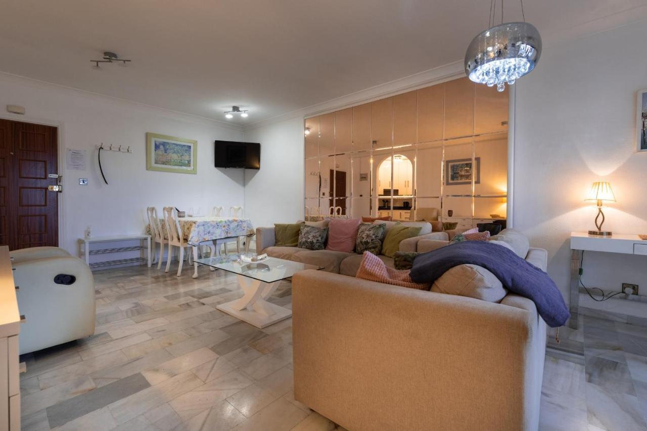 Neptune Suite-hosted By Sweetstay Apartment *