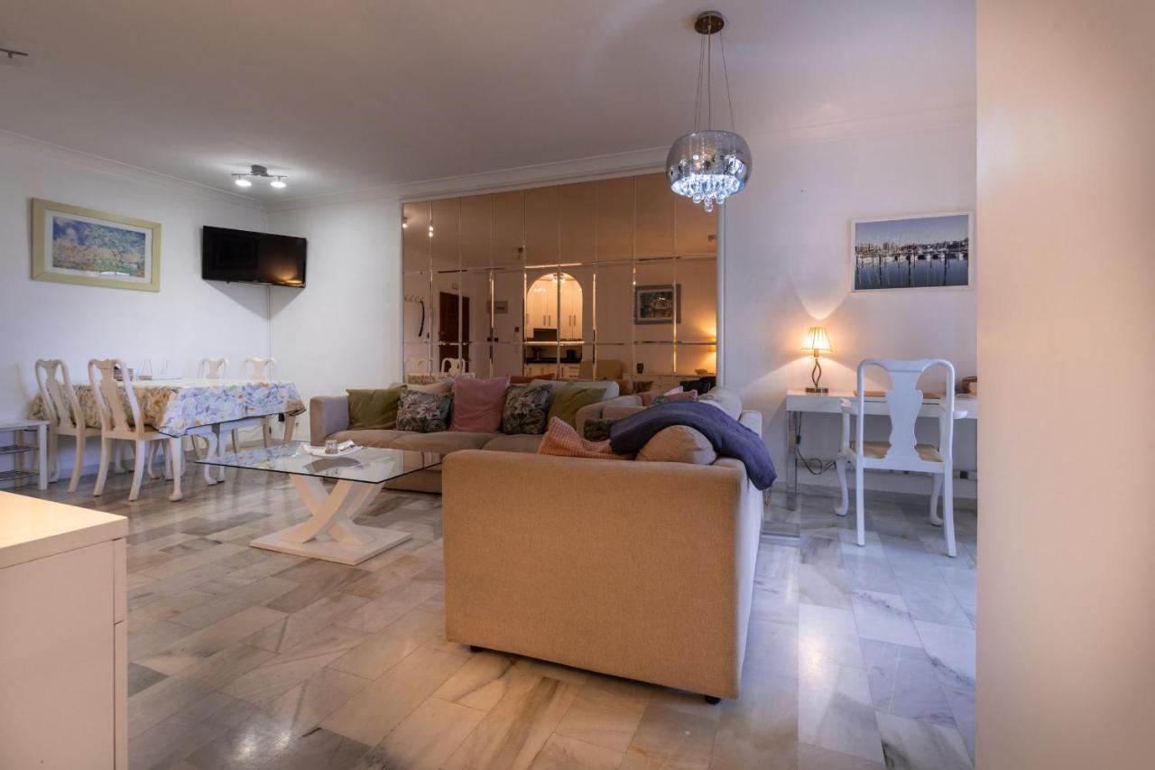 Apartment Neptune Suite-hosted By Sweetstay Gibraltar