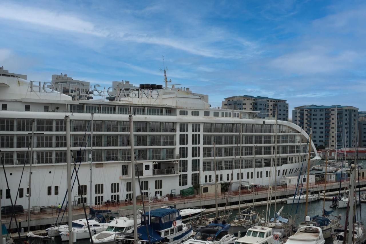 Apartment Neptune Suite-hosted By Sweetstay Gibraltar
