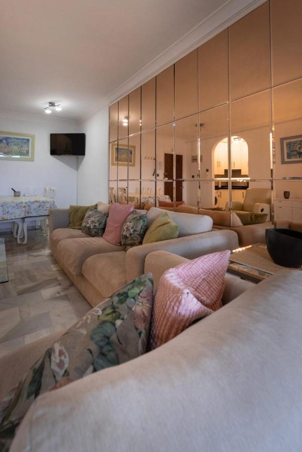 Apartment Neptune Suite-hosted By Sweetstay Gibraltar