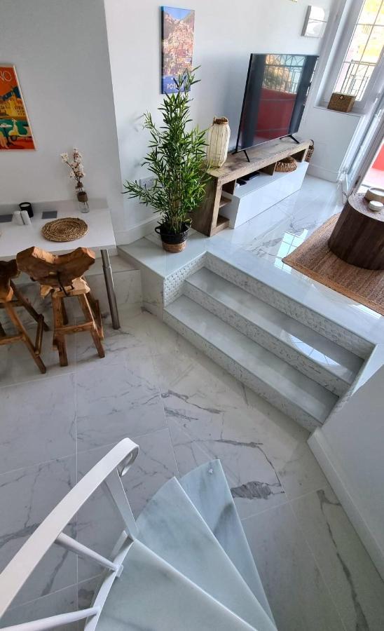 New Beachfront Duplex - Sleeps Up To 4 Nhà nghỉ Gibraltar