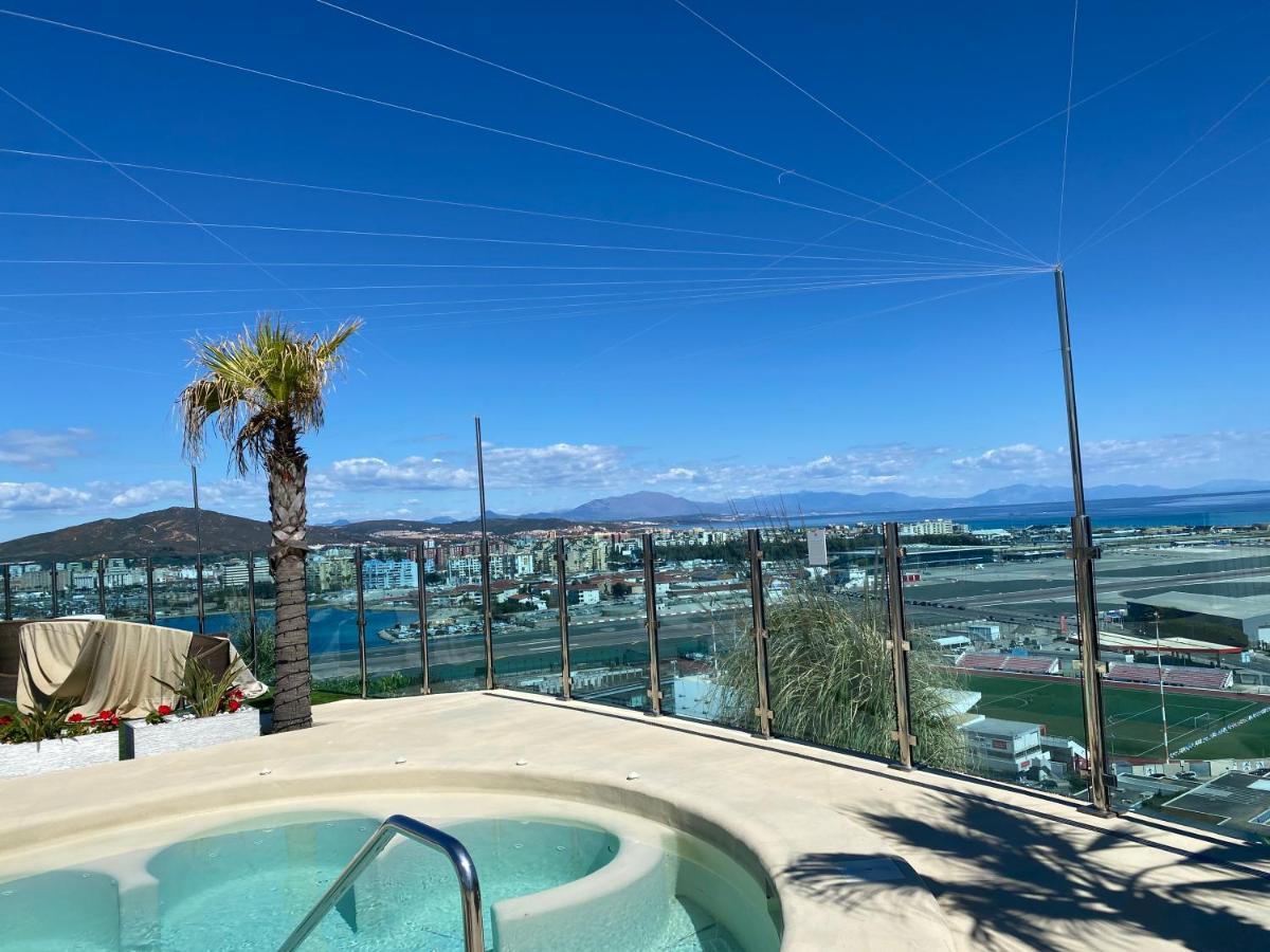 Rooftop Pool With Spectacular Views And Location Apartamento