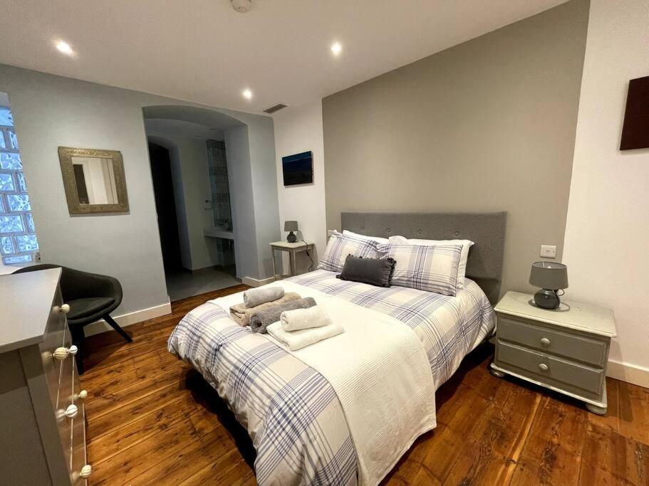 Apartment Stylish 2br Contemporary Design Perfect Vacation