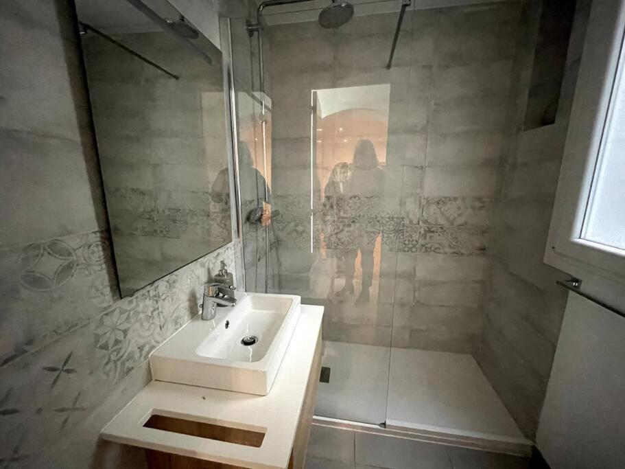 Stylish 2br Contemporary Design Perfect Vacation * Gibraltar