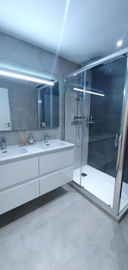 New Bright And Modern Studio At E1 Apartment Gibraltar