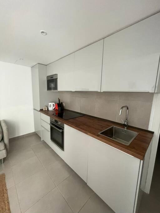 Apartamento 1br W Private Patio In The Nook Your Secluded Oasis Gibraltar