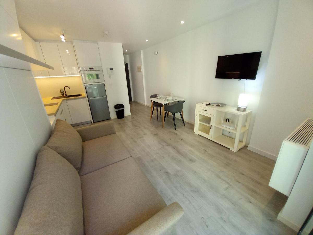 Aparthotel The Hub Studio With Balcony, Wi-fi & Gym