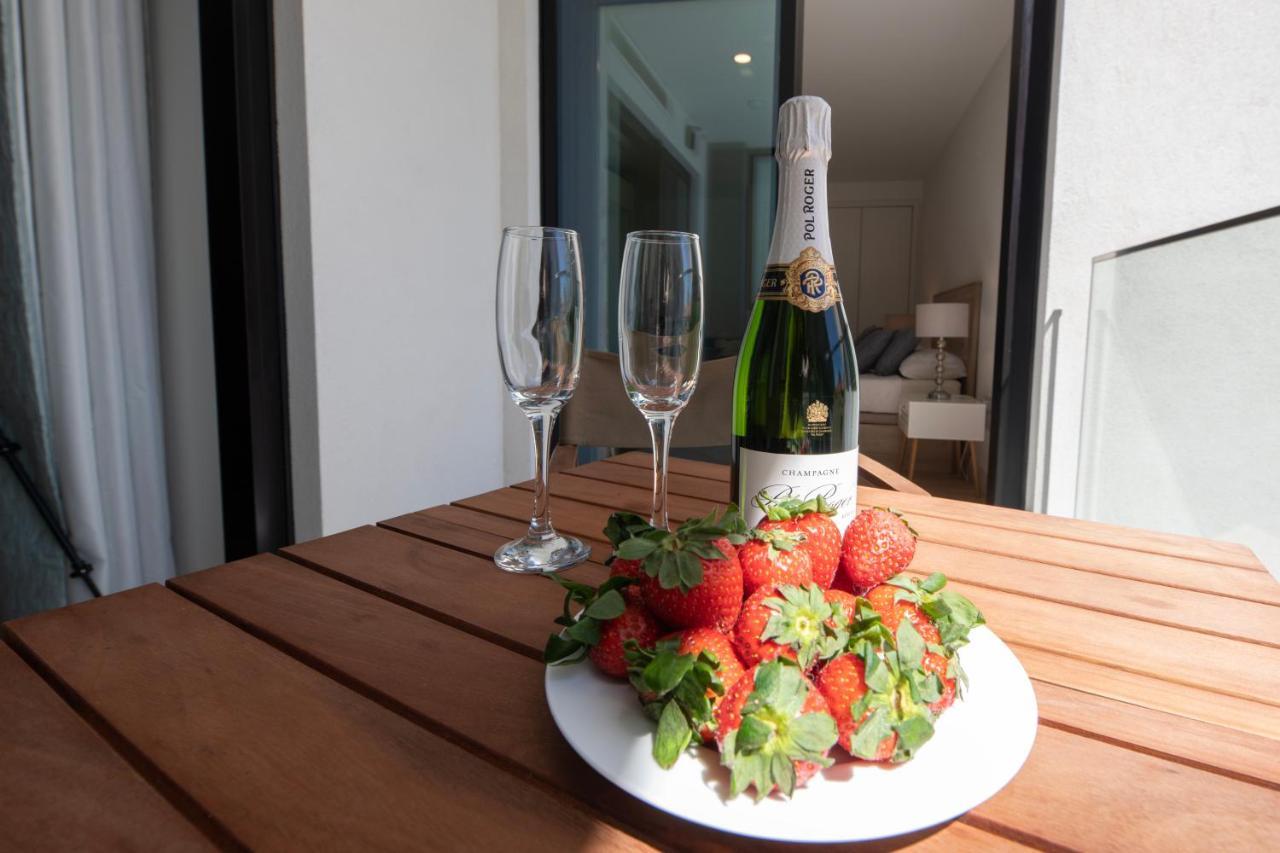 Brand New Luxury 1 Bed 2 Bath - & Pool Apartamento *