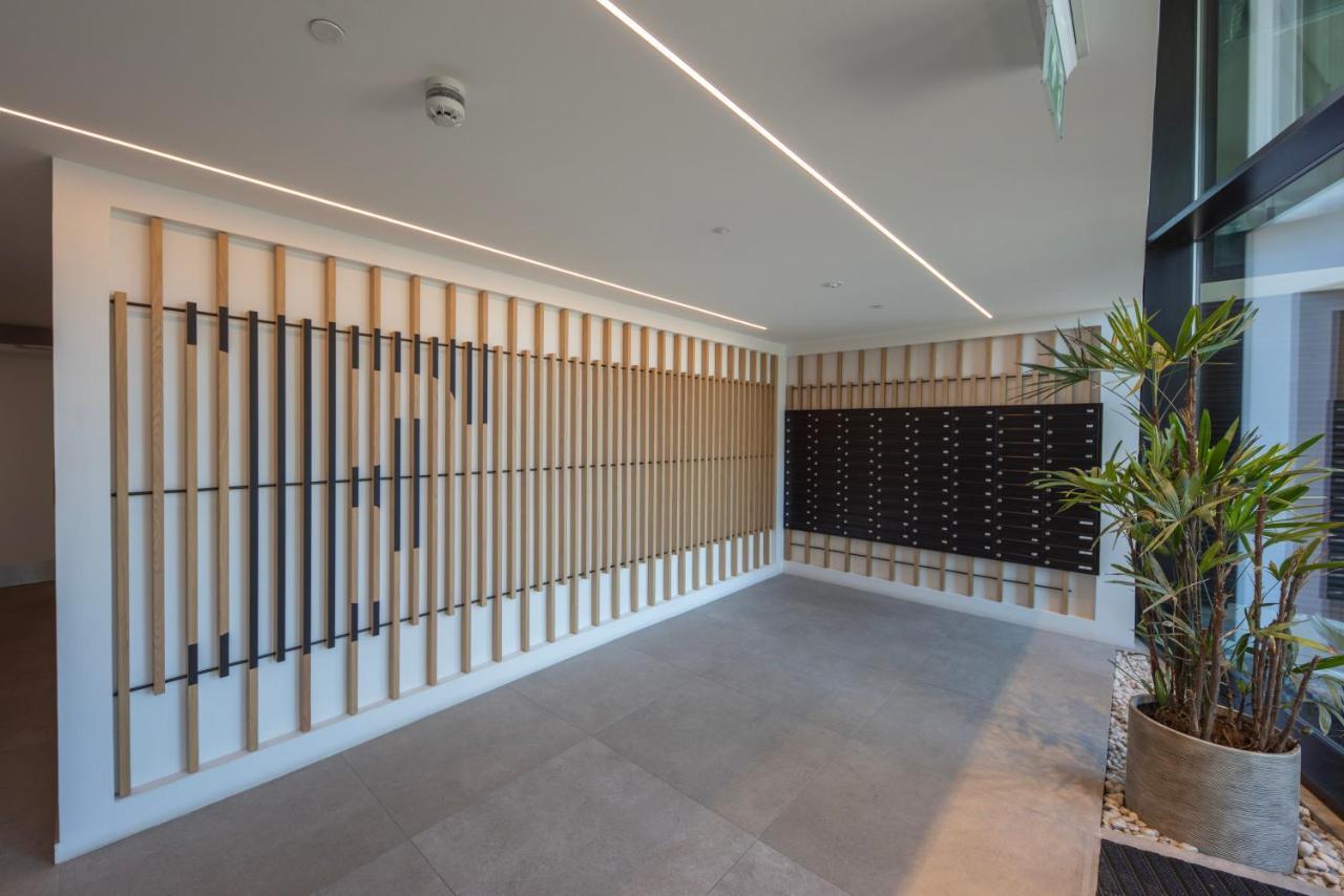 Apartamento Brand New Luxury 1 Bed 2 Bath - & Pool *