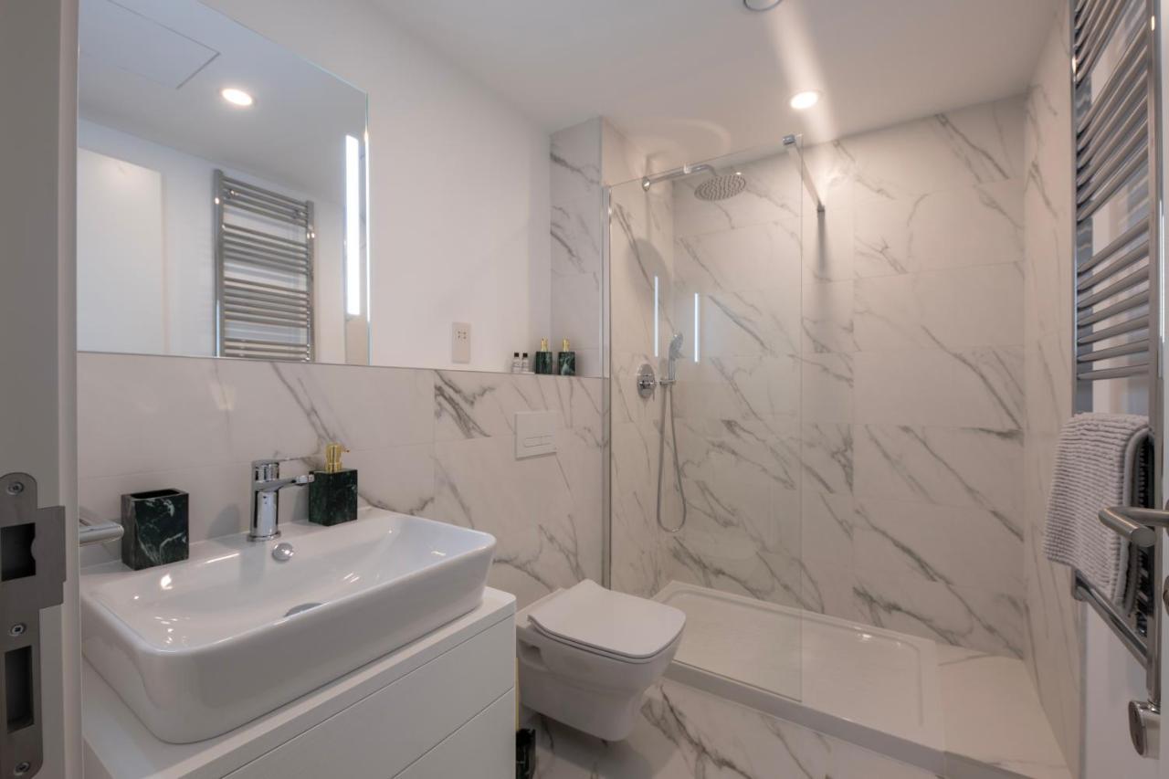 Apartamento Brand New Luxury 1 Bed 2 Bath - & Pool