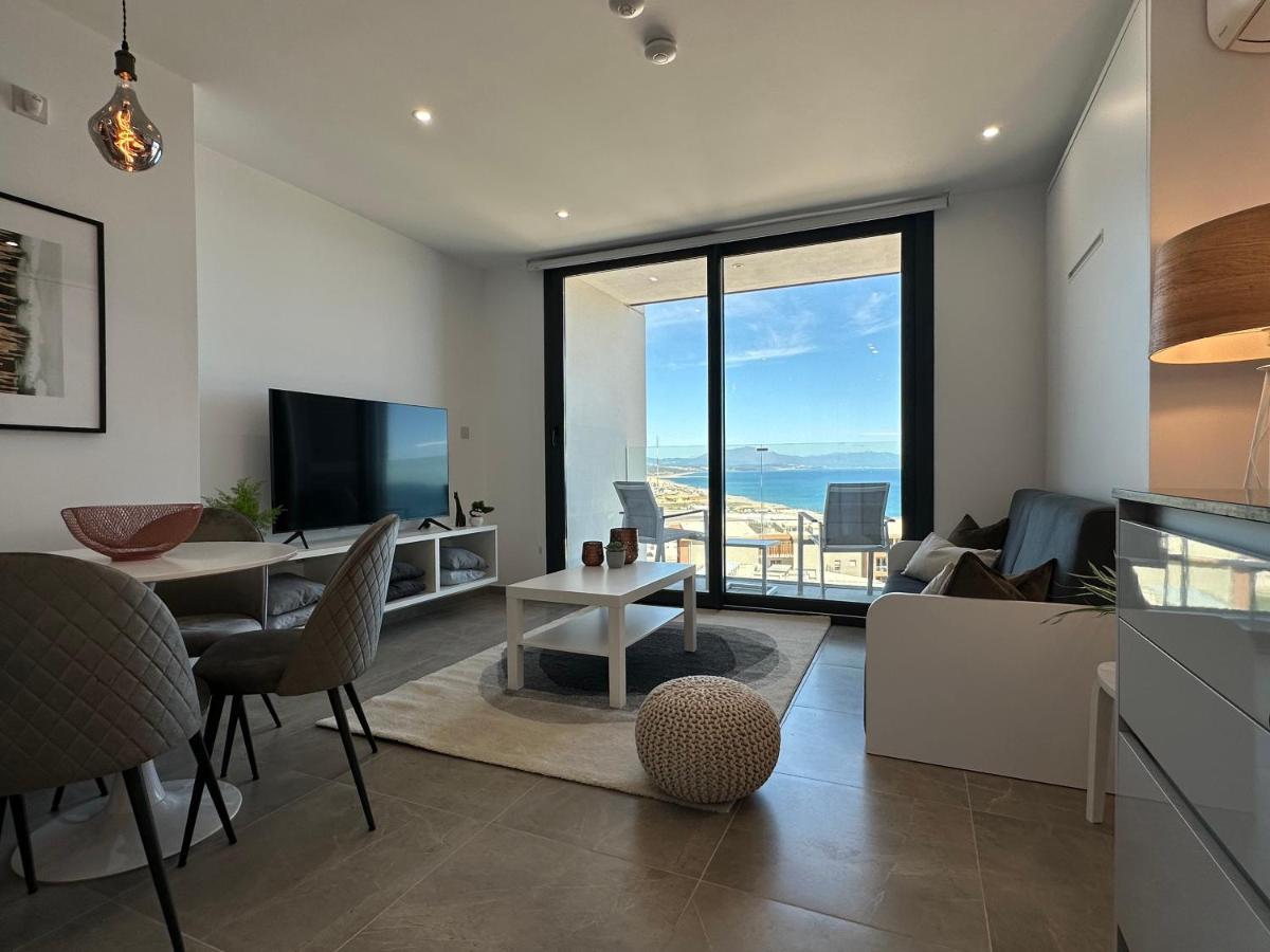 E1 Presidential On High Floor With Stunning Sea Views *