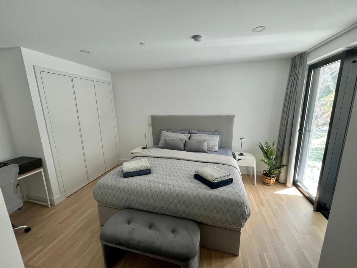 Apartamento Modern With And Pool *