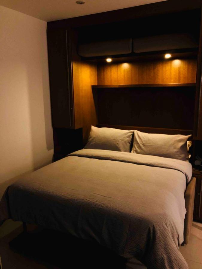 Westone Suite710-hosted By Sweetstay Gibraltar