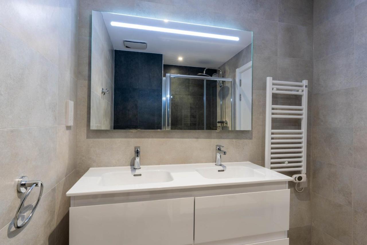 E1 Penthouse-hosted By Sweetstay * Gibraltar