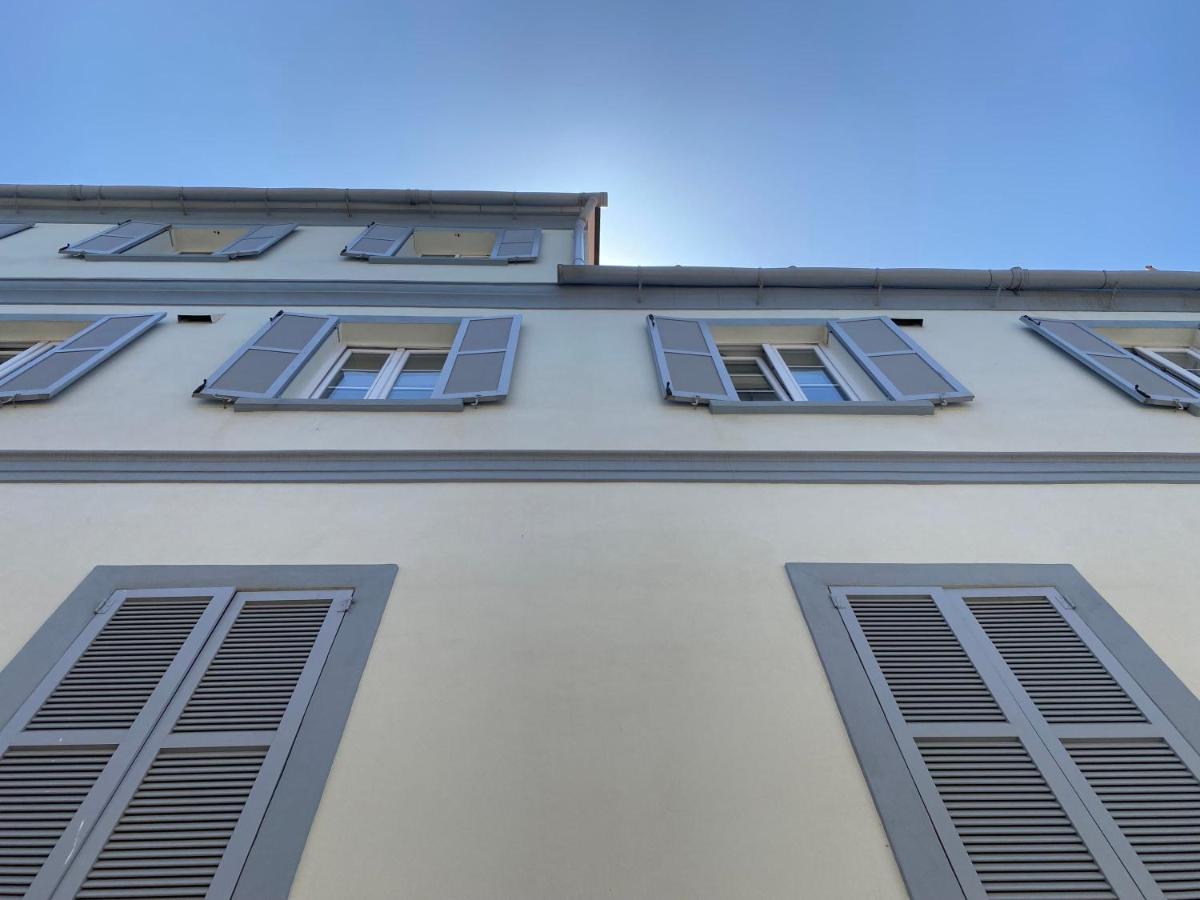 Charming 1br Just Off Main Street Prime Location Apartamento Gibraltar