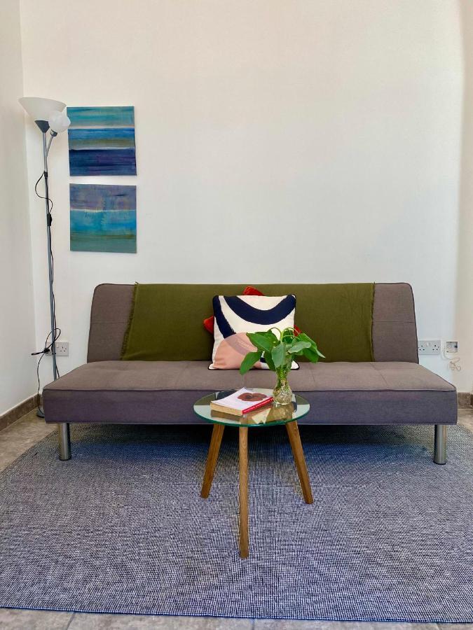 Charming 1br Just Off Main Street Prime Location Gibraltar