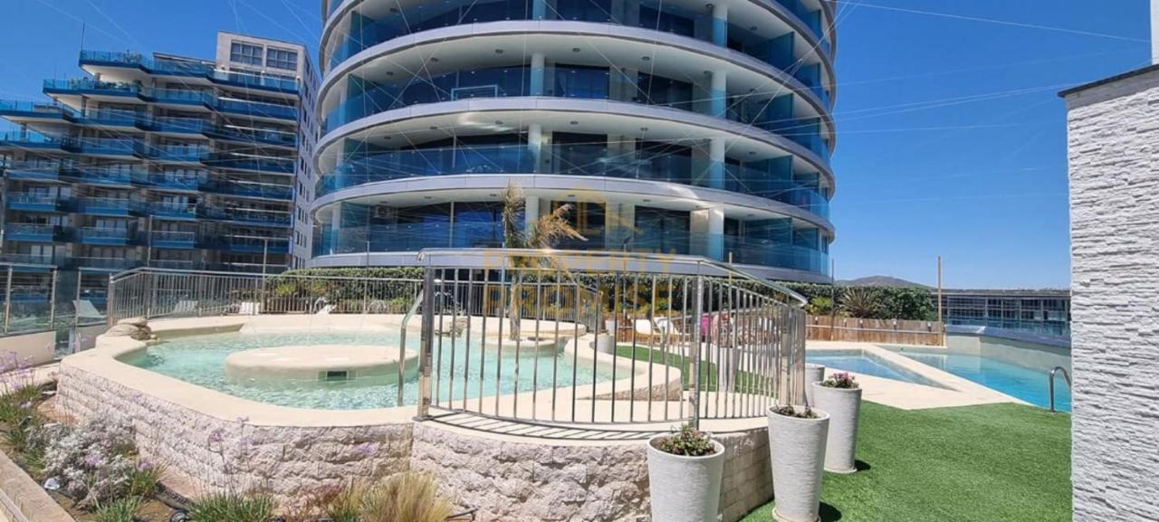 Ocean Plaza Apartment