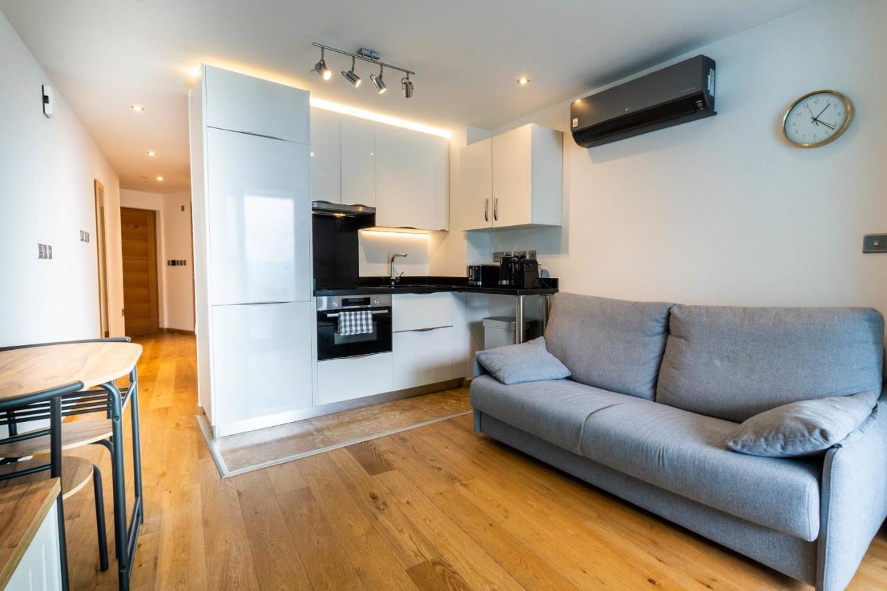 Apartment Ocean 11-hosted By Sweetstay Gibraltar