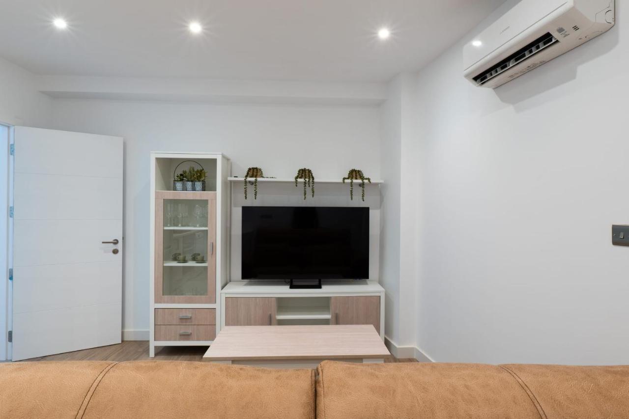 Apartment Downtown Suite-hosted By Sweetstay