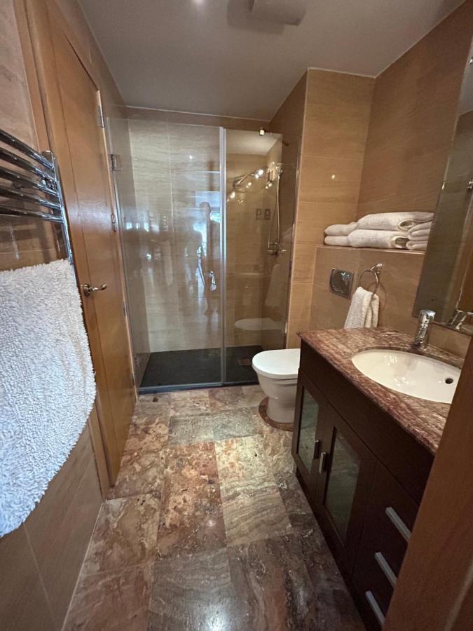 Apartamento Ocean Village Luxury 2 Bed 2 Bath - Amazing Views - Pools And Jacuzzis Gibraltar