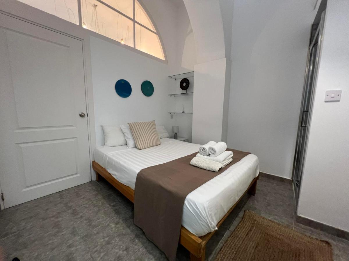 Apartamento Quirky 1br Just Off Main Street Prime Location