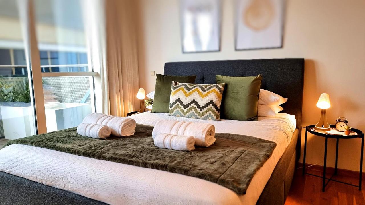 Fabulous With Aircon, Parking And Terrace Ocean View Gibraltar