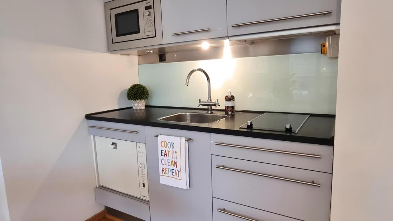 Apartamento Fabulous With Aircon, Parking And Terrace Ocean View Gibraltar