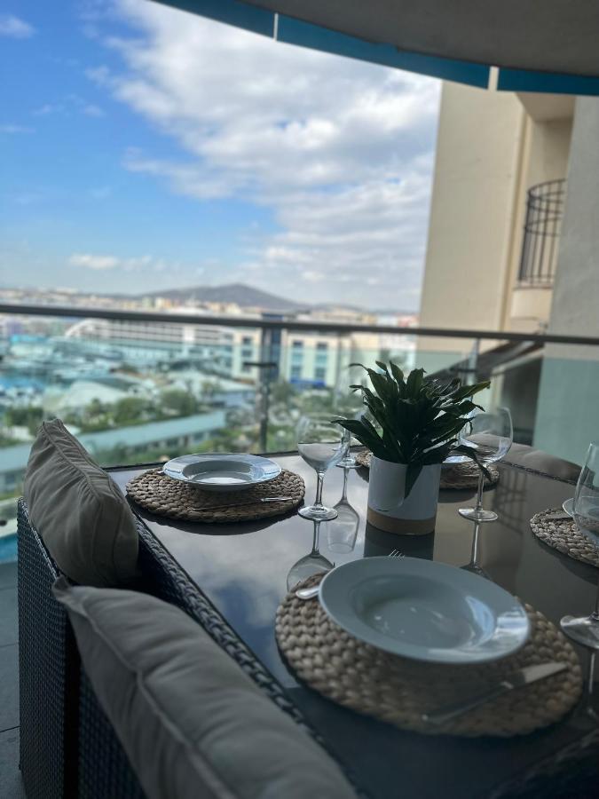 Apartamento Ocean Village - Parking, Central, Marina Views, Pools, Jacuzzi Gibraltar