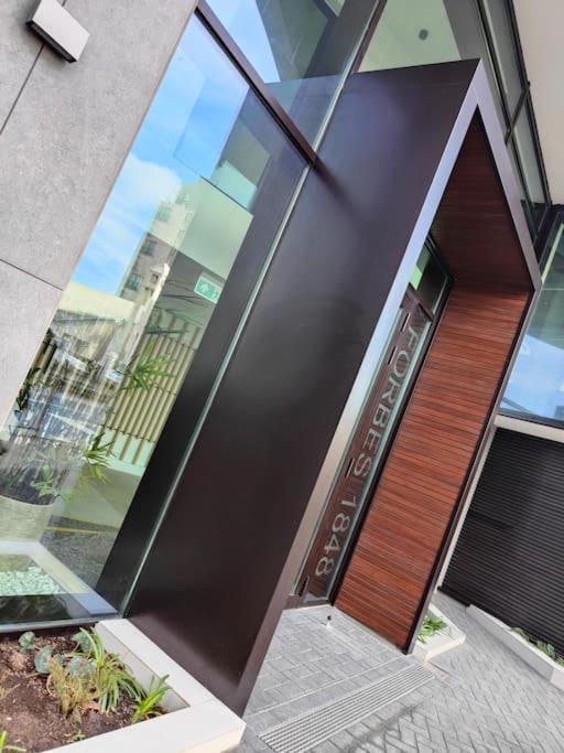 Luxury Apartment/high Floor/stunning Views/parking Apartment *