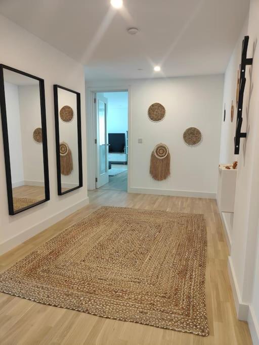 Apartment Luxury Apartment/high Floor/stunning Views/parking *