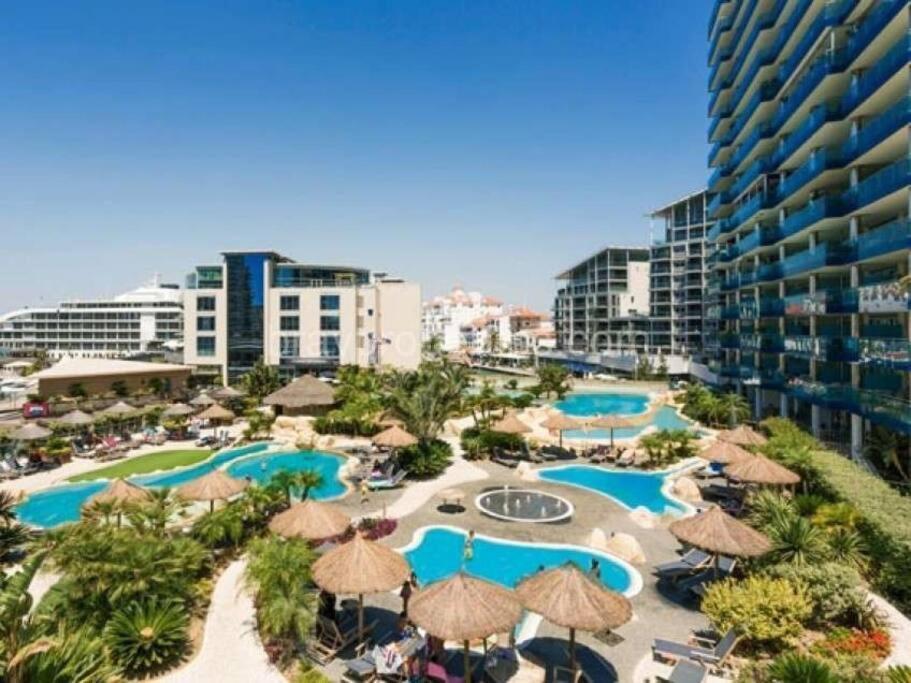 Luxury With Rooftop Pools & Views Gibraltar